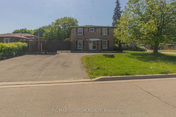 3 Dunwich Pl