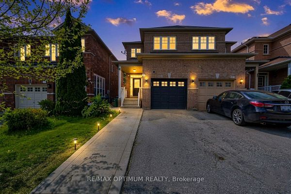 118 Nathaniel Cres