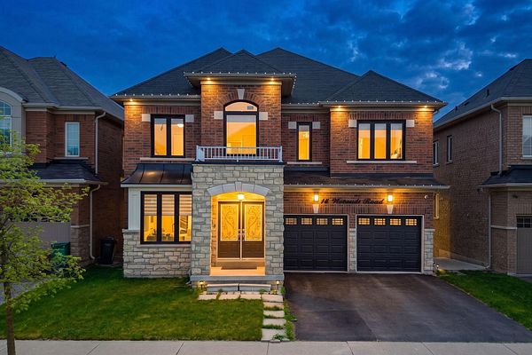 14 Waterwide Cres